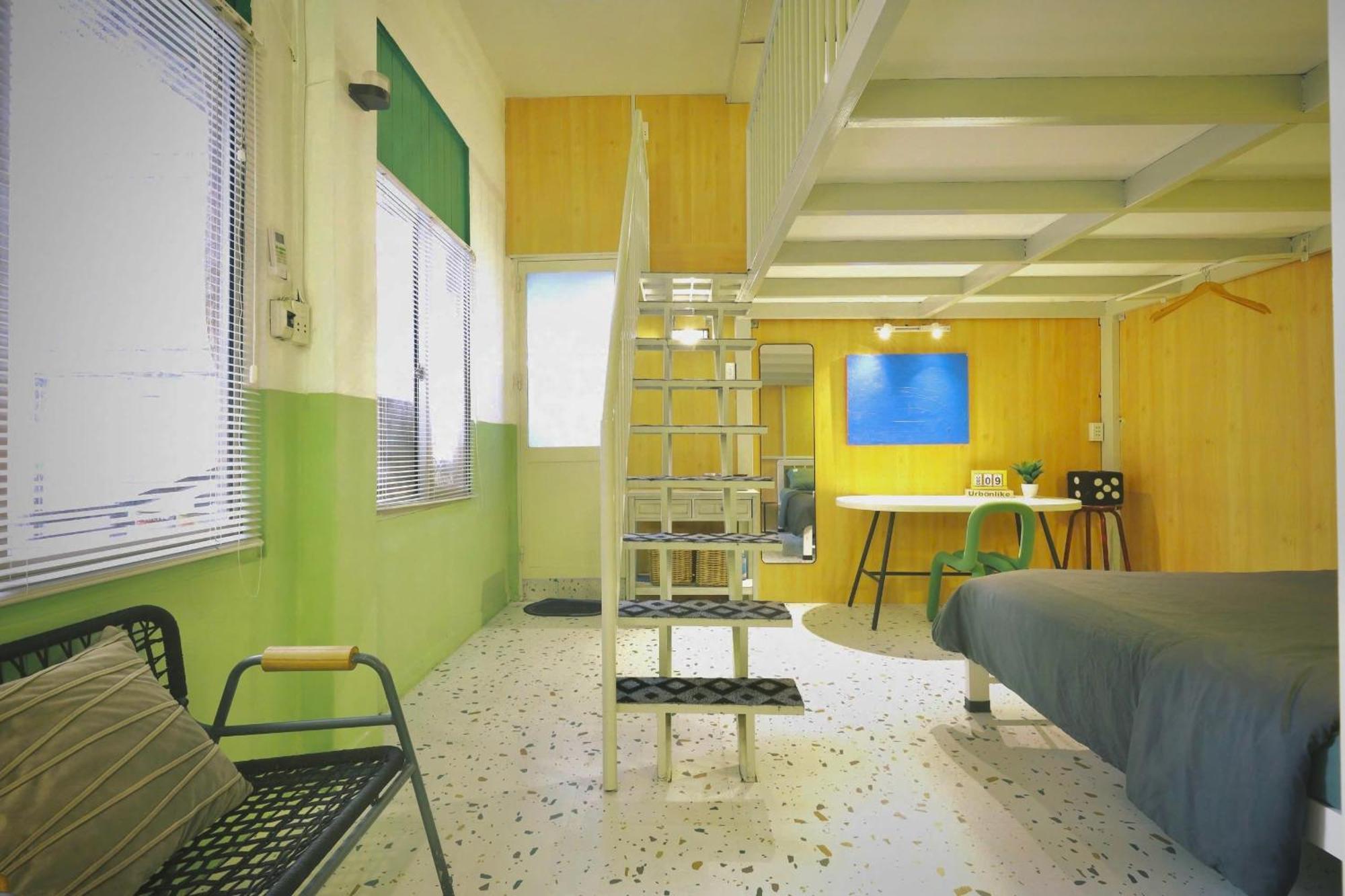 Apartment True Local Living In District 1 - Sumo