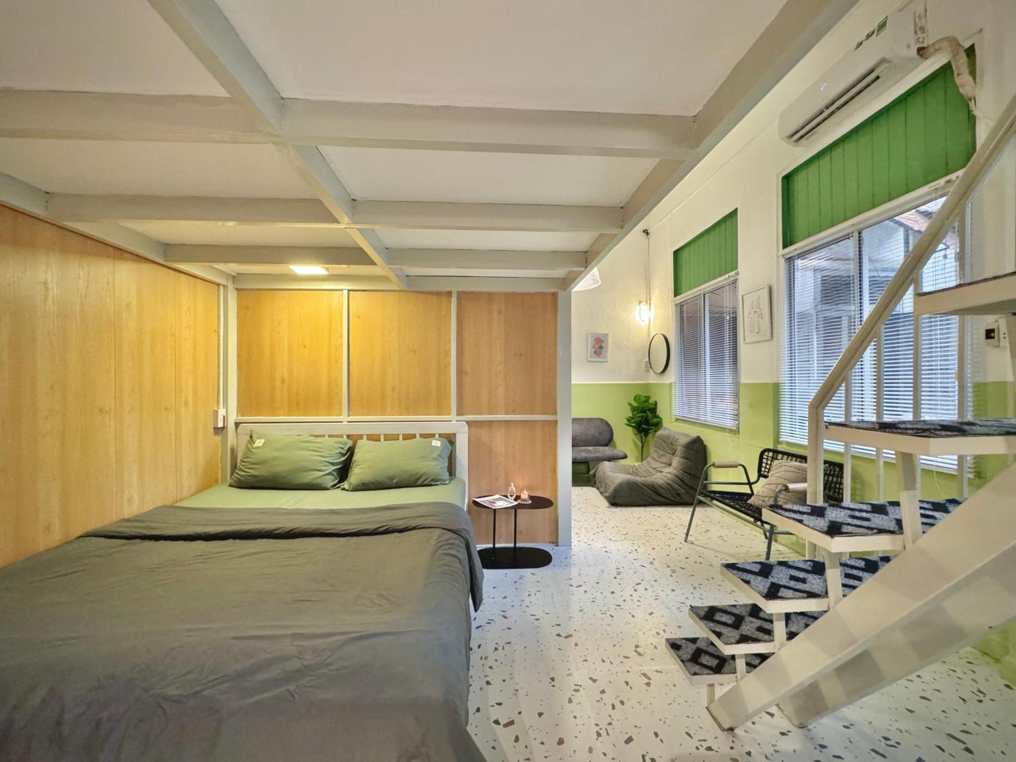 Apartment True Local Living In District 1 - Sumo